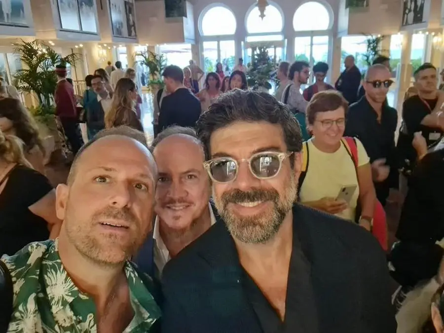 Francesco e Andrea con Pierfrancesco Favino