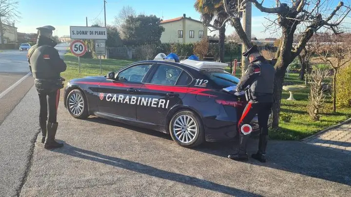 Settantenne trevigiano arrestato per una rapina in casa a Cavallino