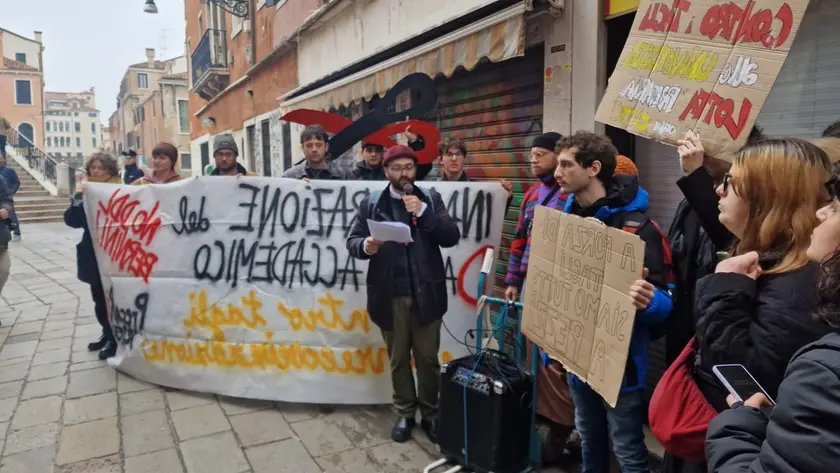 La protesta degli studenti a Venezia