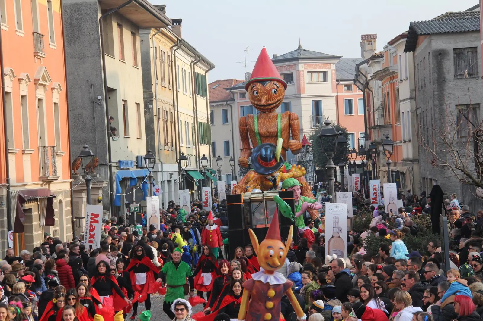 Uno dei carri sfilati a San Stino