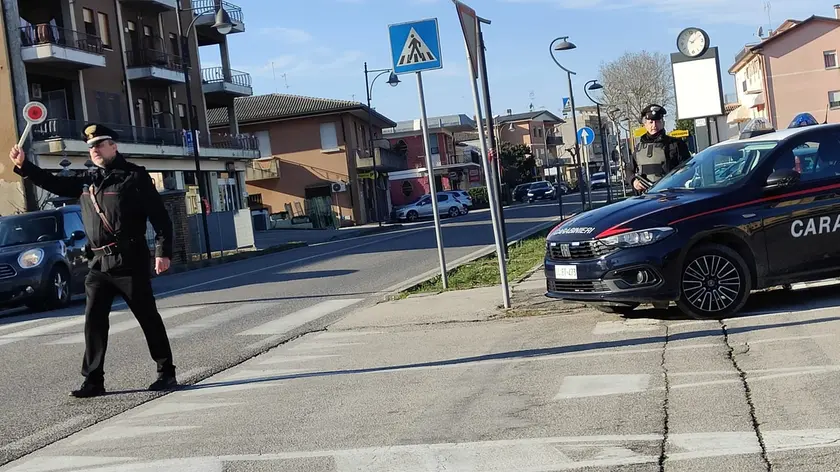 Un controllo stradale dei carabinieri