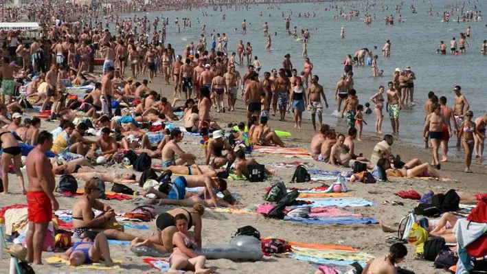 Sottomarina spiaggia in alta stagione