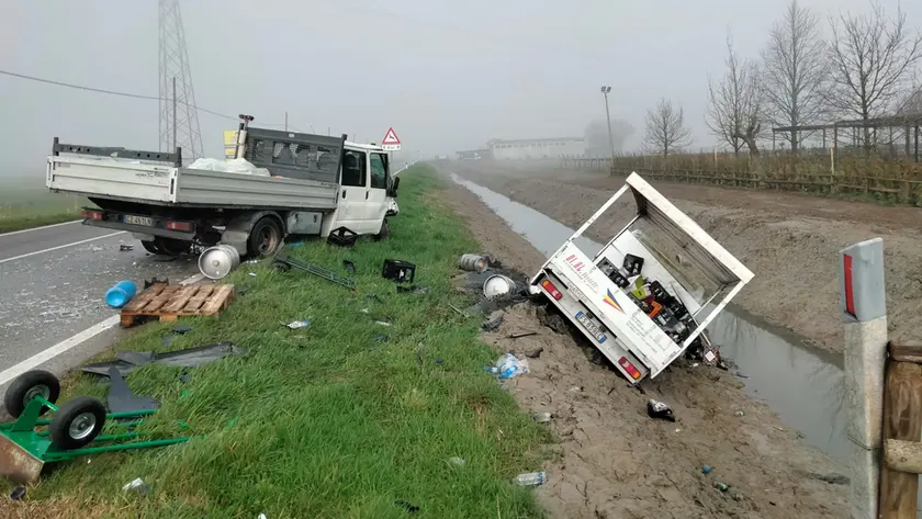 I due camion coinvolti nell'incidente