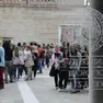 Studenti nel cortile della sede centrale di Ca' Foscari