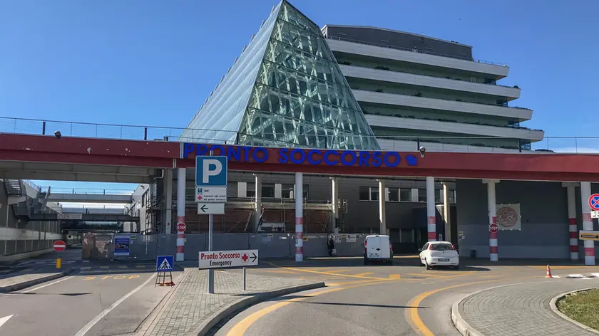 Il Pronto soccorso dell’ospedale dell’Angelo (foto Pòrcile)