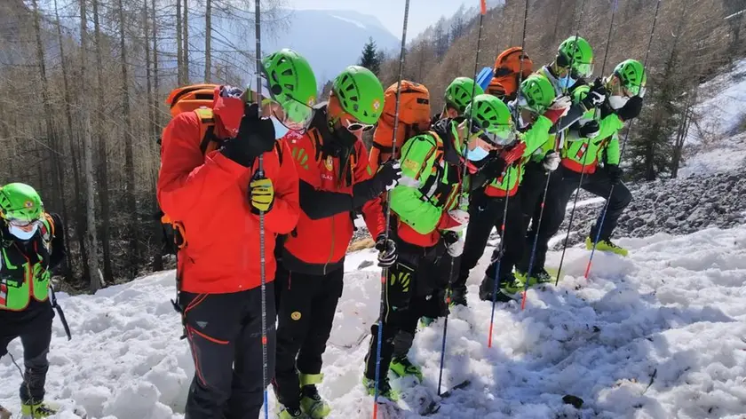 Una ricerca persone travolte dalla neve