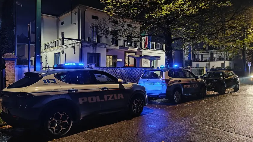 L'intervento della polizia a Marghera