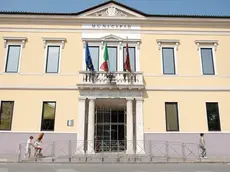 Votato l’emendamento che autorizza i Comuni ad aumentare le buste paga
