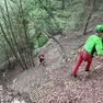 Il recupero da parte del soccorso alpino dei due escursionisti di Noale