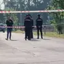 I carabinieri fuori dalla Baita al Lago, dove si è consumato il delitto