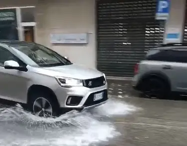 Strade allagate a Jesolo