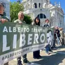 Familiari e amici di Alberto Trentini alla Salute (foto Barbiero)