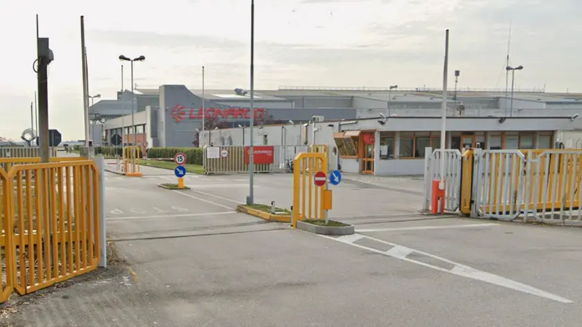 L’ingresso dell’azienda Leonardo a Tessera