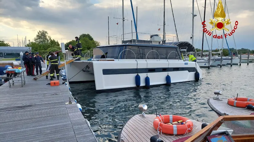 Il catamarano su cui si è verificata la tragedia a Sant'Elena