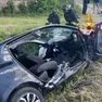 L'auto con a bordo la futura mamma finita fuori strada a Eraclea