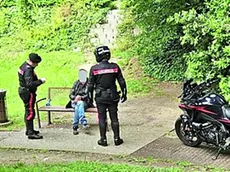 I carabinieri intervenuti al parco Querini di Pordenone