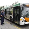 Un autobus. A Dolo i pesanti apprezzamenti a una minorenne durante la corsa