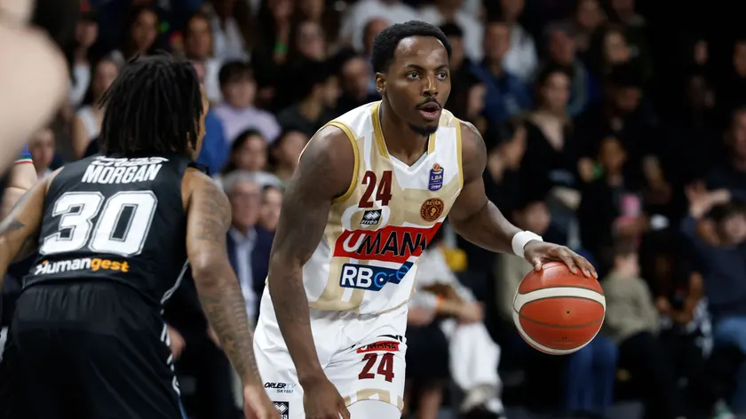 Carl Wheatle (Reyer) nella partita contro la Virtus Bologna