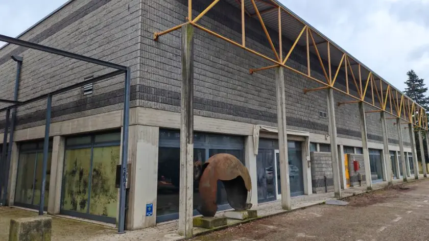Lo stabile della comunità islamica in via Monte Popera a San Donà