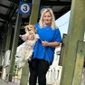 La cagnolina Birba con la sua padrona