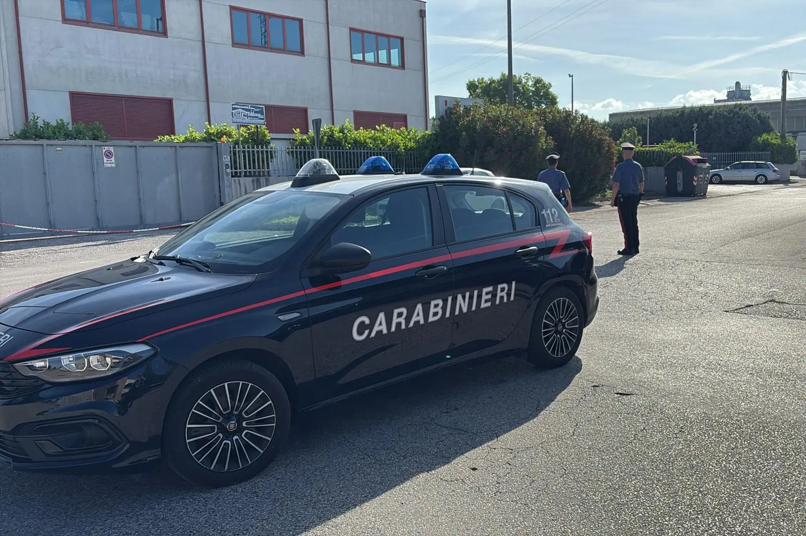 I carabinieri in zona industriale a Santa Maria di Sala