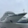 Una nave da crociera ormeggiata al Terminal traghetti e passeggeri di Fusina