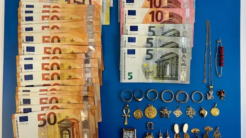 La refurtiva recuperata dalla polizia a Biella