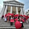 Il flash mob fuori da San Simeon Piccolo