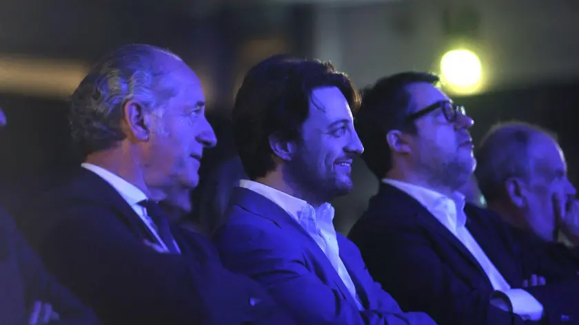 Da sinistra, Luca Zaia, Alberto Stefani, Matteo Salvini