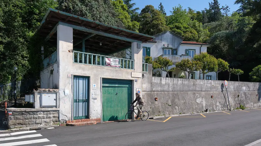 La villa a pochi passi dal Castello di Miramare appena acquistata da un architetto veneziano. Foto Massimo Silvano