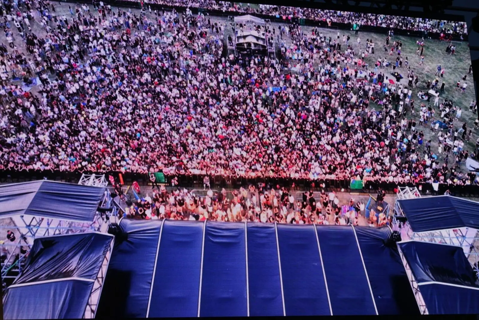 Il pubblico dall'alto (foto Pòrcile)