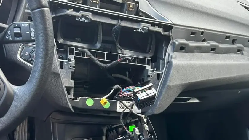 Una della Bmw assaltate a Vertenigo