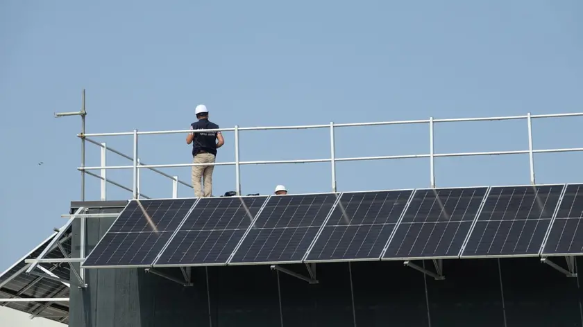 Il tetto dell’edificio di via Maestri del Lavoro