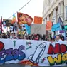 Il corteo di protesta dei no Bezos a Venezia