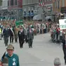 La sezione Ana di Trieste chiude il corteo dell’ultima Adunata nazionale ospitata in città: era il 2004