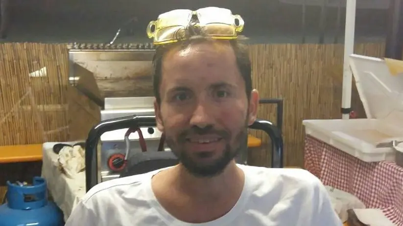 Massimiliano Burato gestiva un locale insieme ai genitori