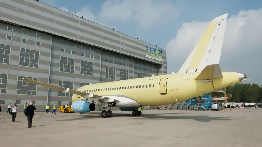 Superjet, stipendi di luglio a rischio