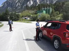 Controlli sulle strade per garantire una viabilità tranquilla nei percorsi alternativi all'Alemagna