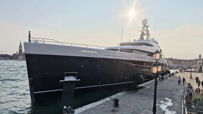 A Venezia il futuro del porto accende la politica