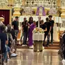 I messaggi letti dagli amici in Duomo e il parroco don Silvio Catterino (foto Pòrcile)