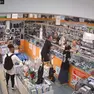 Il momento del furto all’interno del negozio Tian Tian