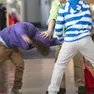 Bambino violento in aula, in una scuola trevigiana scoppia il caso