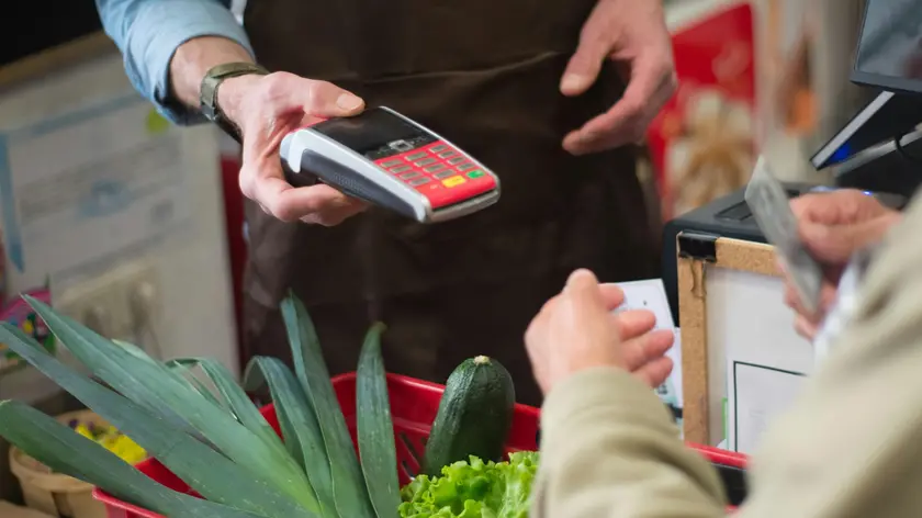 Michele ha lavorato come stagionale in un supermercato di Lignano