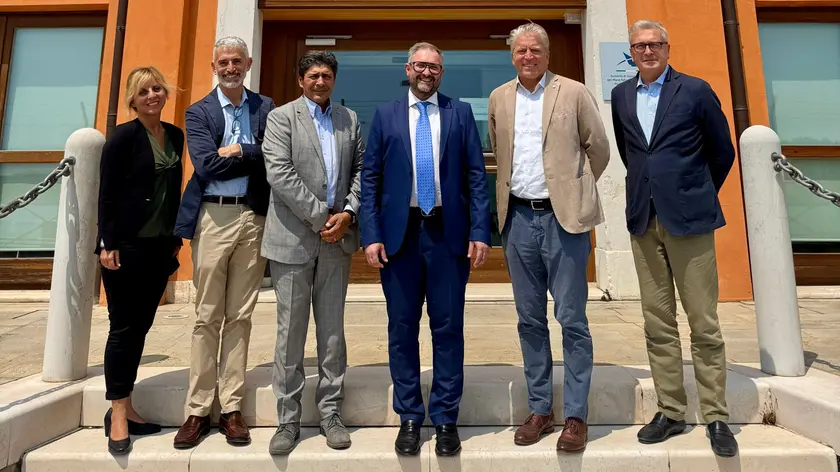 Matteo Gasparato, nuovo commissario del Porto di Venezia, con i dirigenti dell’Autorità