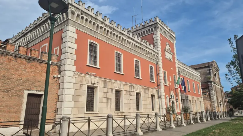Il carcere di Santa Maria Maggiore a Venezia dove, secondo la ricostruzione della procura, sarebbe avvenuto il pestaggio (foto Interpress)