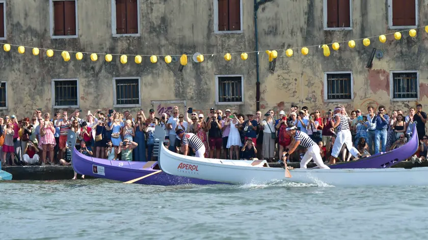 La sfida tra i campioni (foto Interpress)