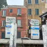 I cartelli esposti a Venezia
