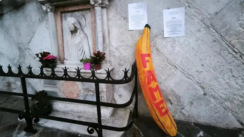 Banana insanguinata a Rialto
