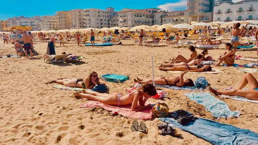 Jesolo, corsa alle spiagge libere