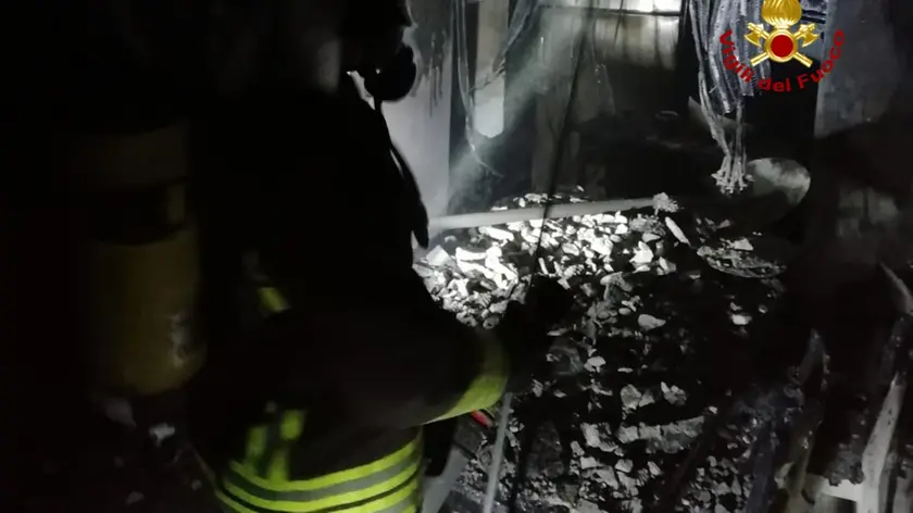 L'incendio della palazzina di calle Bressagio a Murano dove morirono Stefano Zalloni di 95 anni e Rosina Vitturi di 94